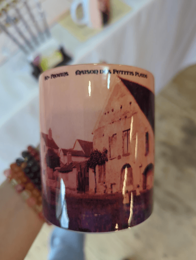 M069 mug carte postale maison des petits plaids